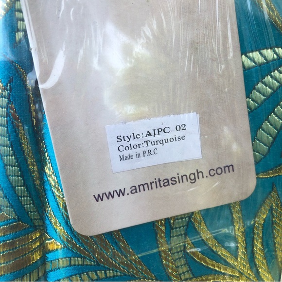 🦚🦚🦚 Turquoise Embroidered Tablet Sleeve 🦚🦚🦚 - Picture 4 of 5